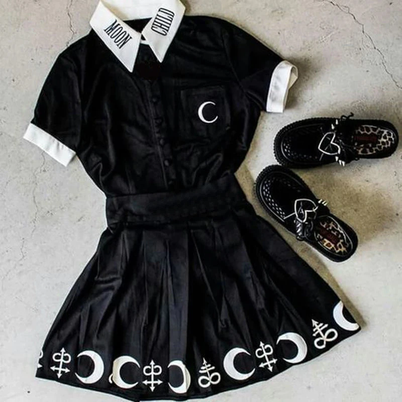 Pretty Witch Skirt & Blouse - Image 2