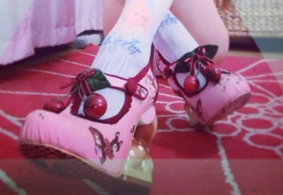 Cherry Deer Pumps - Image 6