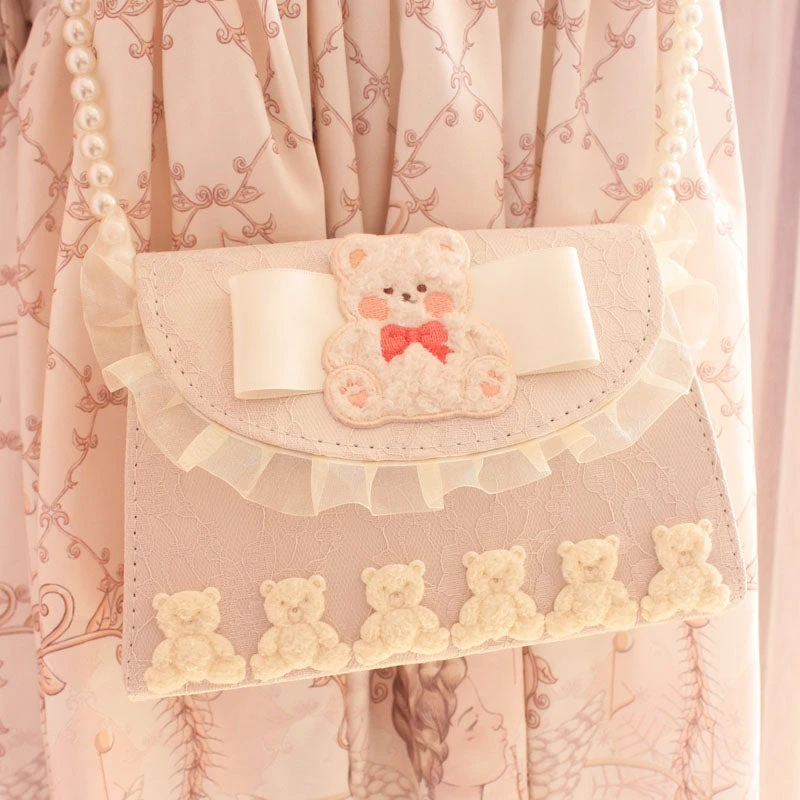 Baby Lamb Clutch - Image 10