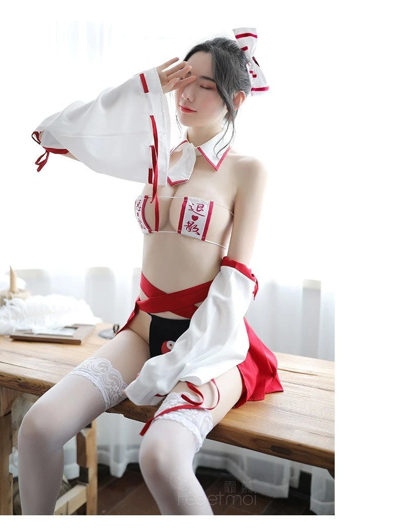 Japanese Nurse Cosplay - Image 6