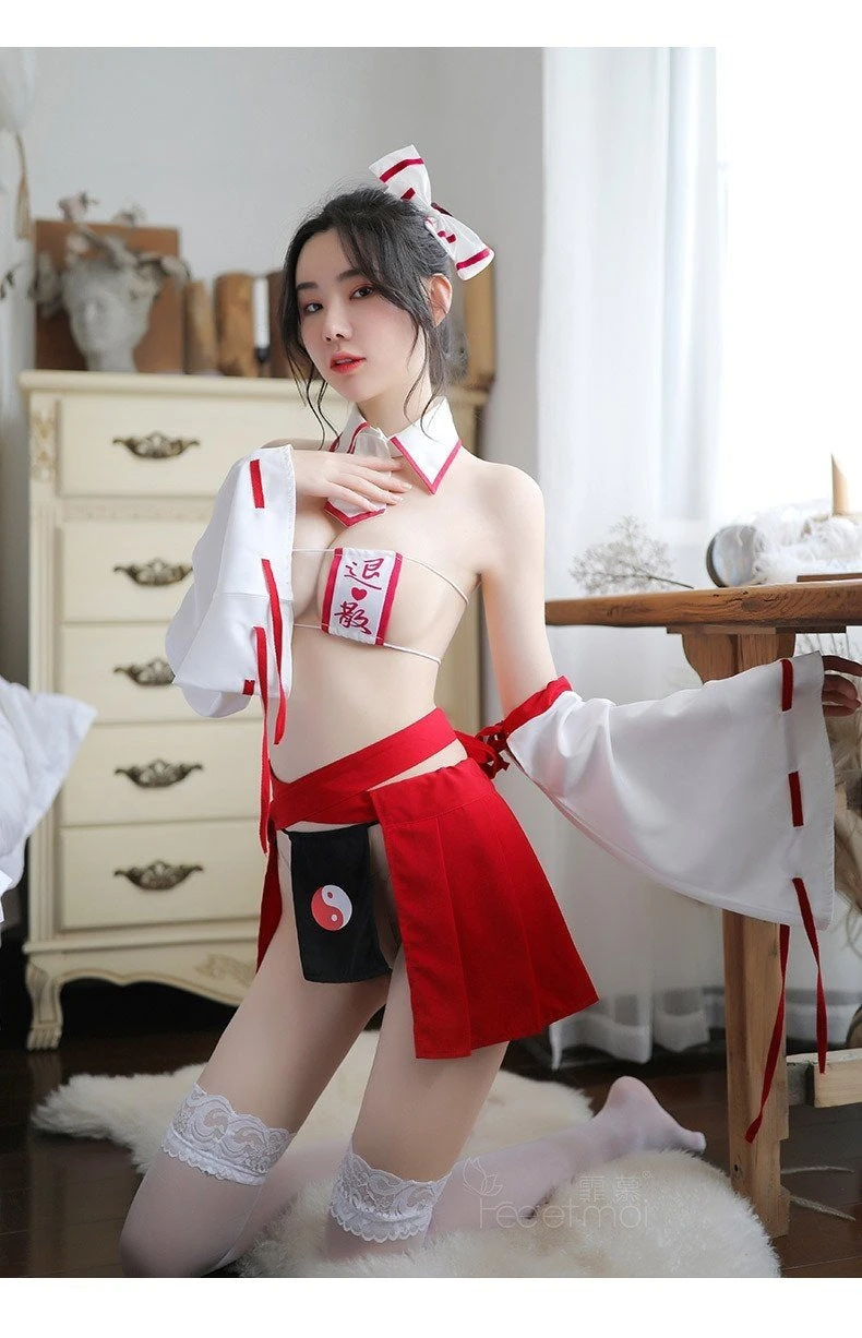 Japanese Nurse Cosplay - Image 7