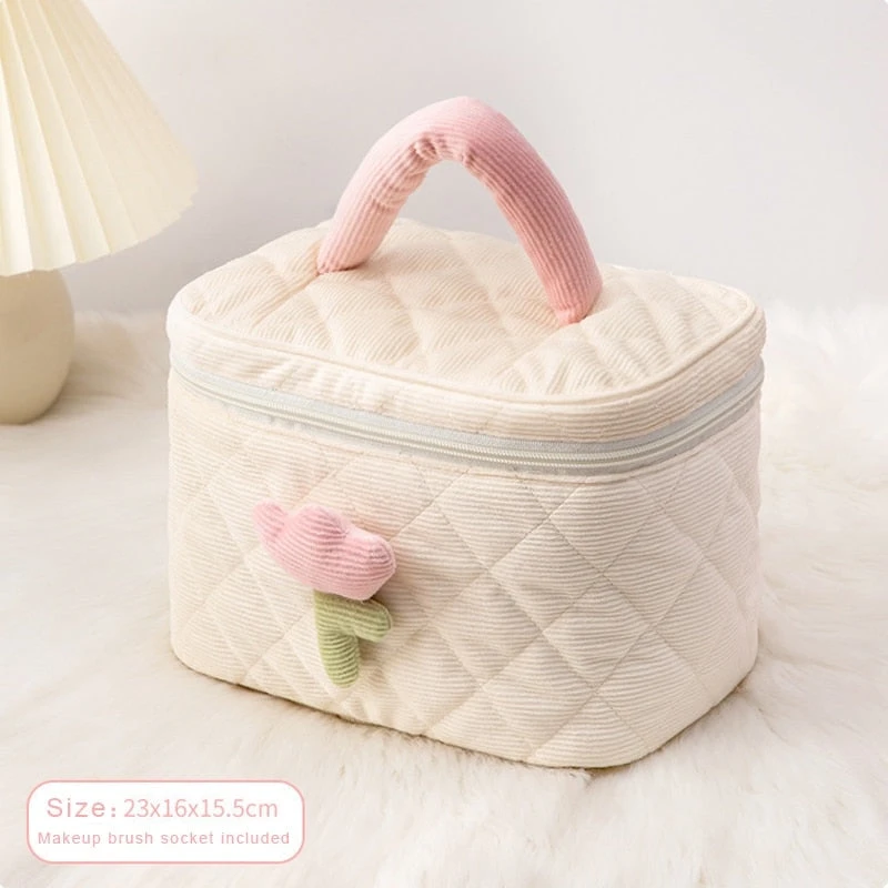 Plush Tulip Make-Up Case - Image 4