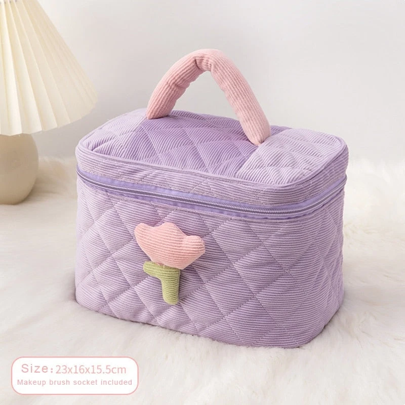Plush Tulip Make-Up Case - Image 9