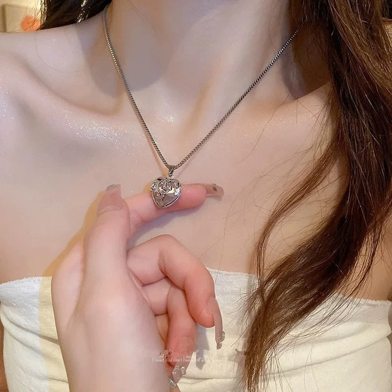 Pretty Pink Princess Necklaces - Image 17