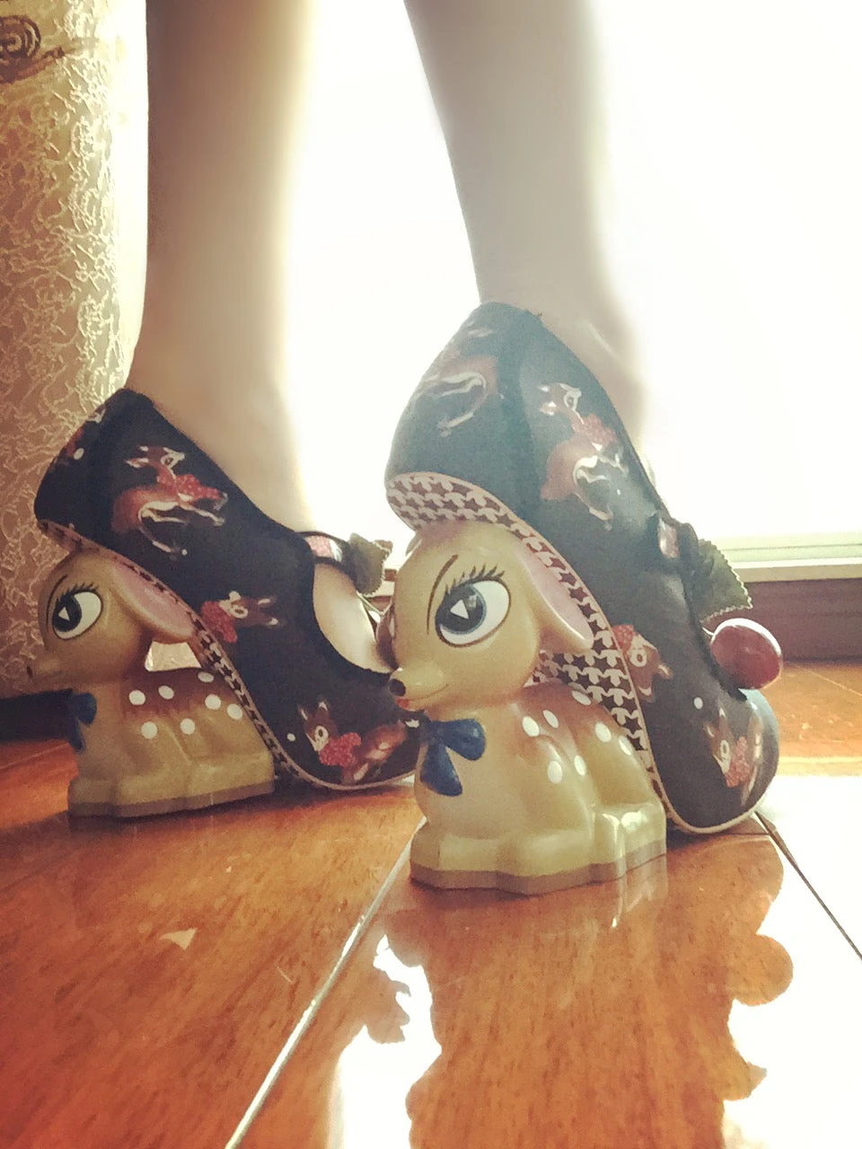 Cherry Deer Pumps - Image 17