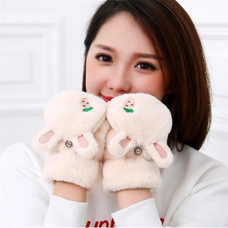Strawbunny Plush Mittens - Image 15
