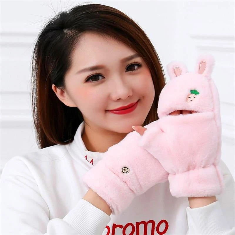 Strawbunny Plush Mittens - Image 12
