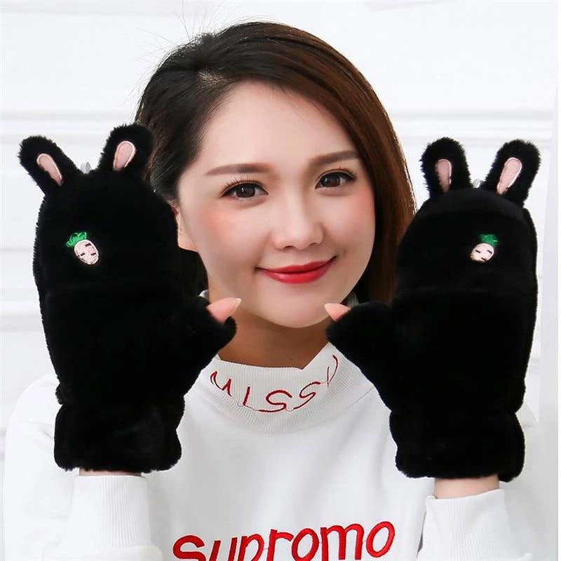 Strawbunny Plush Mittens - Image 18